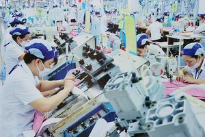 Đề xuất tăng tuổi nghỉ hưu, giờ làm thêm