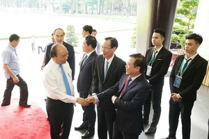 Thủ tướng: ‘Chị bán chè cũng cần biết làm du lịch’