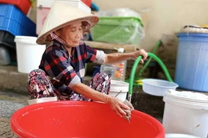 Dì Hai Sài Gòn: Tiếc 3 hào xe lam, bỏ bộn tiền giúp người dưng
