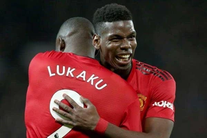 Pogba và Lukaku: ‘Barcelona đang sợ giống PSG’