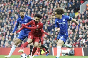 Liverpool gây sức ép chờ Man. City sẩy chân