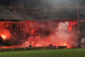 Pháo sáng: Chẳng lẽ cứ thu tiền phạt rồi bất lực!