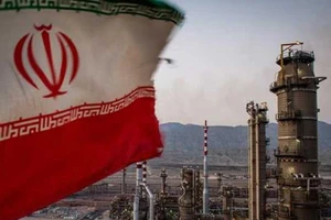 Lý do mục tiêu trừng phạt Iran của Mỹ thất bại