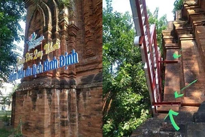 Khoan, đục tháp cổ để treo... bảng quảng bá du lịch