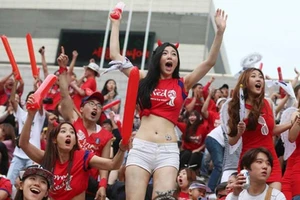 Người Hàn, ‘The Reds’ và ngôi sao Son Heung-min