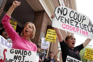 Điều gì khiến các bên Venezuela chịu đối thoại?