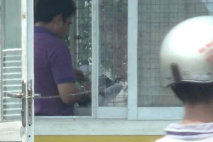 Công an TP.HCM vào cuộc vụ ‘làm luật’ cho xe vào đường cấm