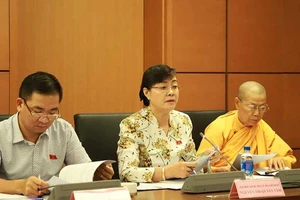 Giữ kỷ luật giáng chức dễ dẫn đến nể nang