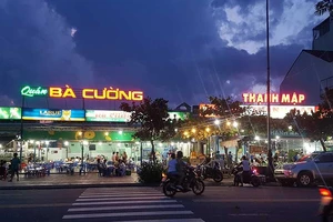 Đà Nẵng sẽ xóa hàng loạt quán hải sản ven biển