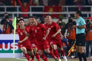 King’s Cup khó ta, khó người