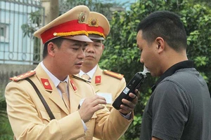 CSGT ‘cưa đôi’ với người vi phạm giao thông là tội ác