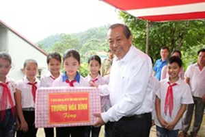 Phó Thủ tướng phát động chiến dịch Thanh niên tình nguyện