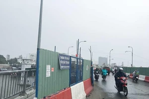 TP.HCM: Nhiều dự án làm cầu đang ‘án binh bất động’
