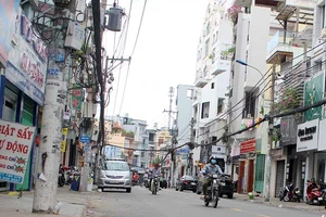 Cán bộ không chuyên trách lo mất việc