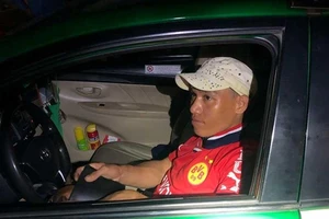 Phê ma túy cướp taxi ở Bình Dương