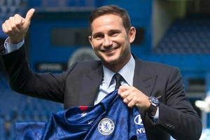 Lampard giải bài toán thiếu Hazard và án phạt cho Chelsea