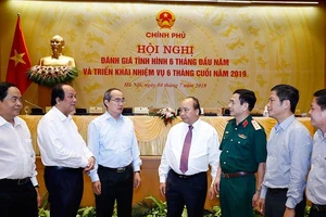 Thủ tướng: Xử lý ngay những tồn tại kéo dài