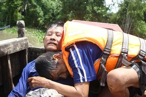 Những lão nông cứu người giữa sóng nước Vàm Nao