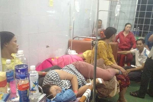 Xác định nguyên nhân hơn 300 người nhập viện sau tiệc cưới