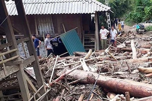 Sa Ná tan hoang sau lũ dữ