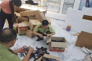 Trung Quốc phá giá tiền, hàng Việt ‘ngồi trên lửa’