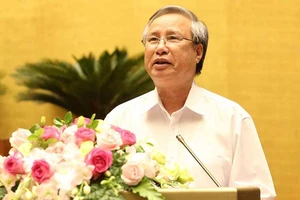 Học Bác, chọn cán bộ tránh cục bộ, dễ dãi