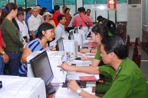 Công an TP.HCM giải đáp về việc làm căn cước công dân
