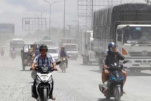 Dân Bình Chánh khổ đau vì con đường đau khổ