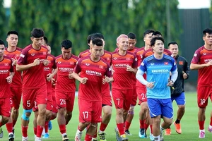 Hối hả đại chiến Thái Lan - Việt Nam