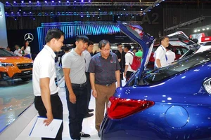 Lo xe hơi ngoại ‘đè bẹp’ ô tô lắp ráp tại Việt Nam