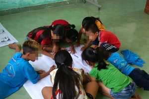 Cách cha mẹ giúp con tránh bị xâm hại