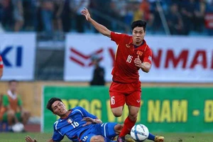 Ông Park điểm huyệt bóng đá Việt