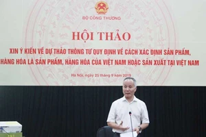Tranh cãi về loại văn bản ‘made in Vietnam’