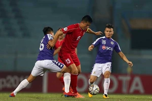 Bỏ lỡ nhiều cơ hội, Hà Nội hòa đau trước CLB 25-4