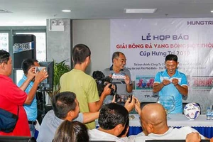 Ông Ba Ram tổ chức giải ‘Vang bóng một thời’