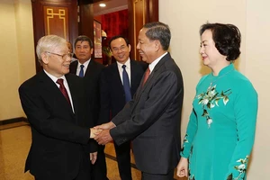 Bàn sâu văn kiện Đại hội XIII, có thảo luận về biển Đông