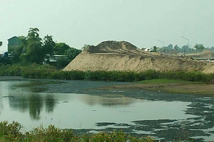 Dân kiện vì bồi thường đất theo hạn mức bình quân