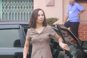 Cựu giám đốc sở lưu ý cấp phó ‘Con bí thư đấy!’