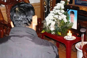 Tổ chức xuất ngoại chui: Xử hình sự chẳng bao nhiêu!