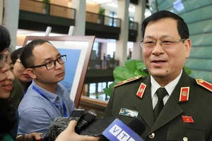 Vụ 39 thi thể ở Anh trên diễn đàn Quốc hội