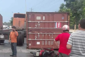 Hiểm họa từ thùng container không gài chốt