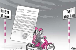 Hành dân đi lại 100 km chỉ vì giấy tờ thừa 2 chữ