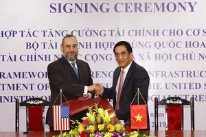 Mỹ hợp tác tăng cường tài chính cho cơ sở hạ tầng Việt Nam