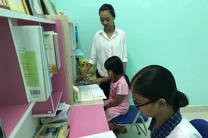 19 tuổi được trao căn nhà khuyến học