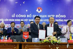 Bản hợp đồng giữa ông Park và VFF: Cho và nhận