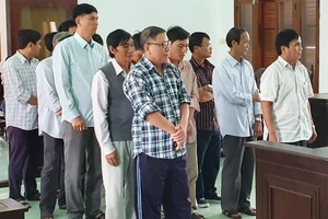 Đề nghị mức án đối với cựu chủ tịch huyện kêu oan