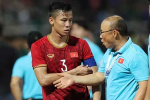 ‘U-22+2 nên bổ sung Quế Ngọc Hải và Đỗ Hùng Dũng’