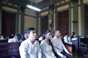 Vì sao bà Diệp Thảo đổi ý, muốn tòa xử công khai?