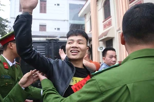 Khá ‘bảnh’ và hiện tượng lệch chuẩn đáng lo ngại