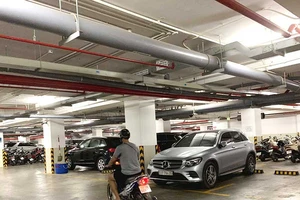 Băn khoăn đề xuất cấm để xe trong hầm chung cư